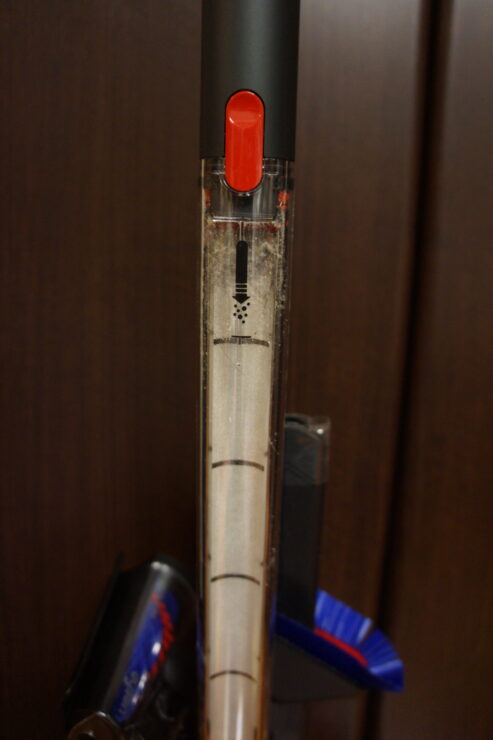 ダイソン掃除機 PencilVac(SV50FC)クリア瓶の拡大